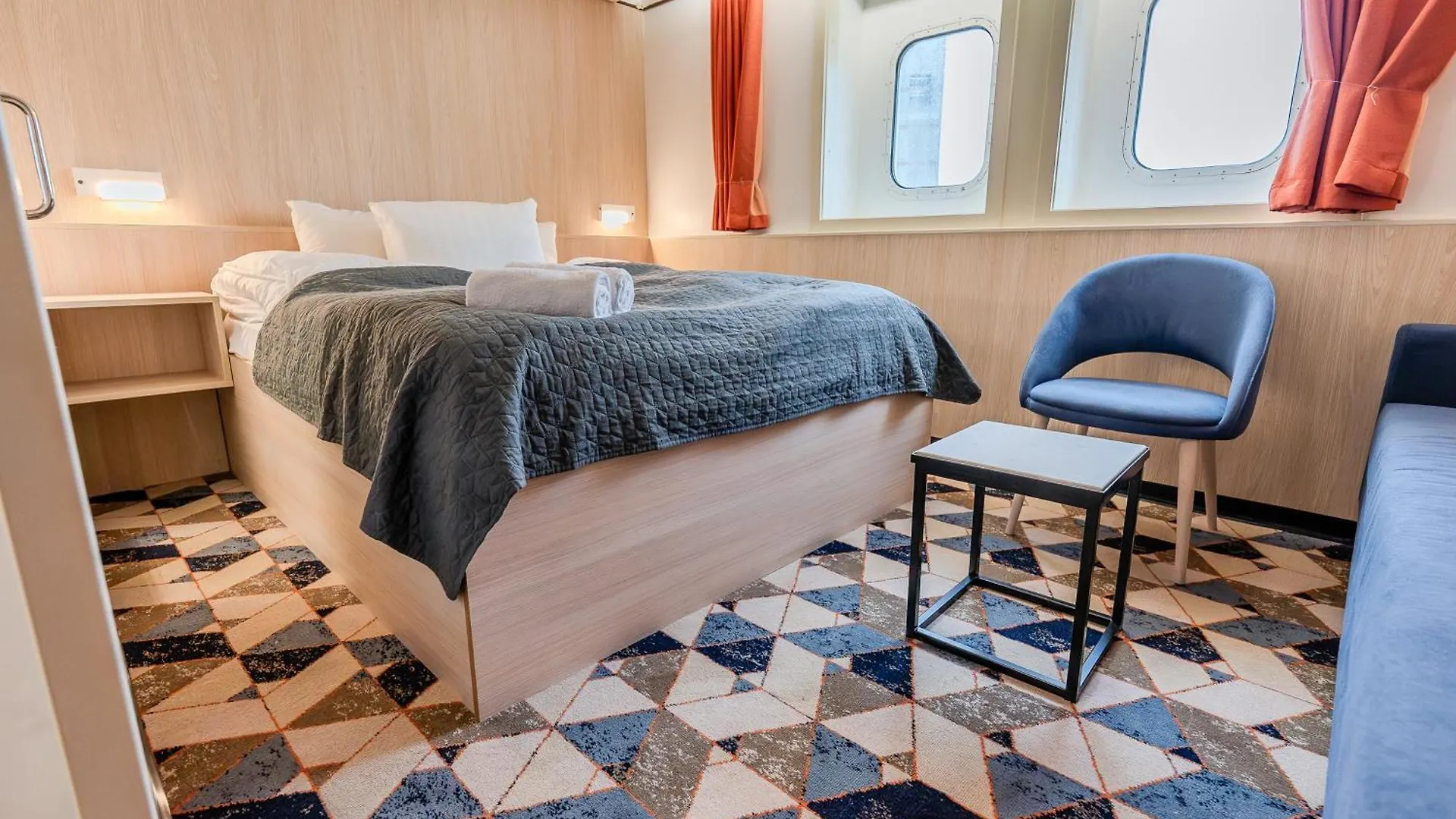 DFDS Mini Cruise Newcastle - Amsterdam - Newcastle Hotel